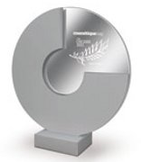 CosmetiqueMag fragrance award statue