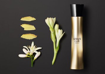 Giorgio Armani Code Femme Absolu ~ new perfume